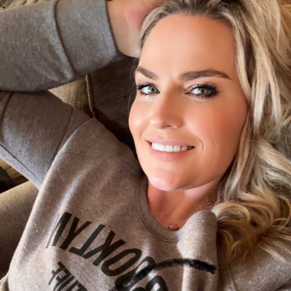 Meet your Posher, Connie